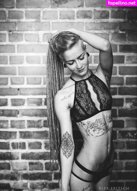 Anuskatzz OnlyFans Thumbnail #8nPG83uomN
