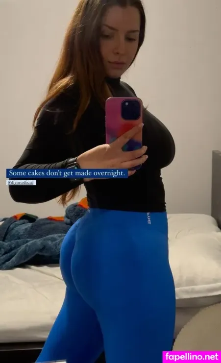 Anxhelz OnlyFans Thumbnail #98SwOYTRyO