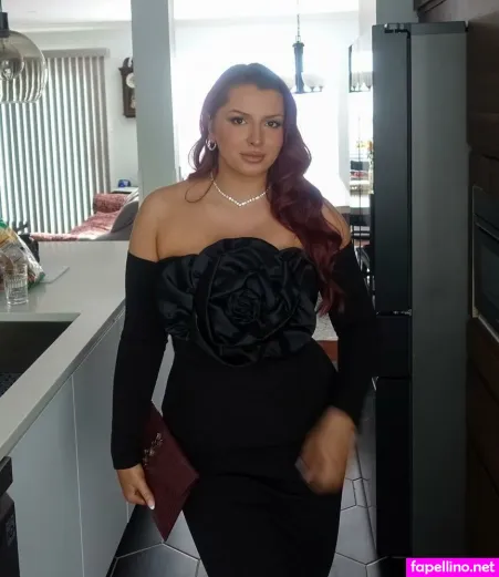 Anxhelz OnlyFans Thumbnail #gIjUd5VkqF