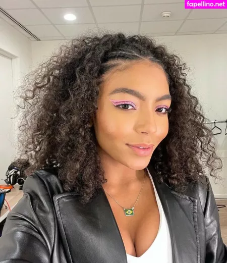 Any Gabrielly OnlyFans Thumbnail #U1qJyYaRhd