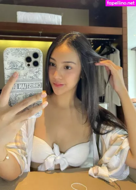 Anya Geraldine OnlyFans Thumbnail #0umcHQgjau