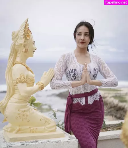 Anya Geraldine OnlyFans Thumbnail #UDUo1pHYSw