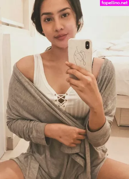 Anya Geraldine OnlyFans Thumbnail #xlO7CWKt4Z