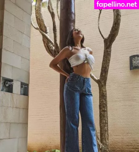 Anya Geraldine OnlyFans Thumbnail #zflfVenEeu