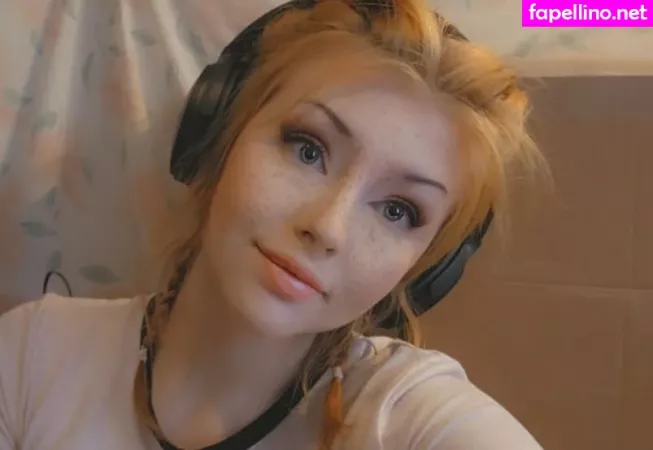 Anya Ivanovna OnlyFans Thumbnail #BYFs69vcsE