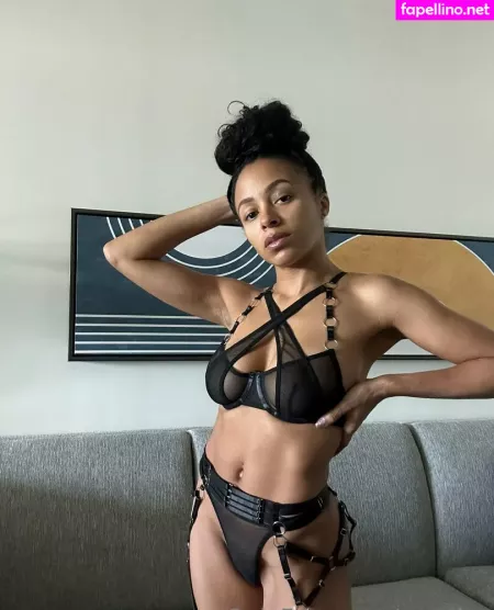 Anya Ivy OnlyFans Thumbnail #1pUmKQTHar
