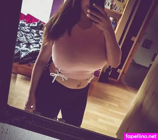 Anya K Main Profile Photo