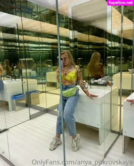 Anya Pokrovskaya OnlyFans Thumbnail #9oLMTrL9dd