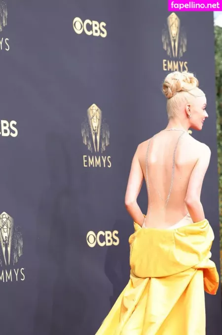 Anya Taylor Joy OnlyFans Thumbnail #o77kXSmwMg