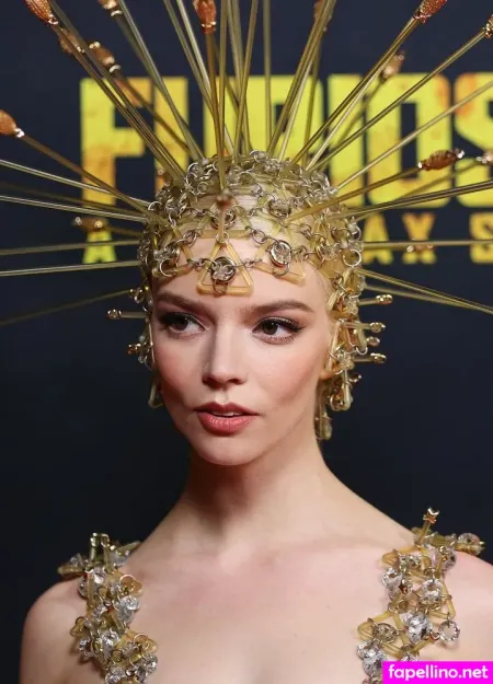 Anya Taylor OnlyFans Thumbnail #JkliuTI7UM