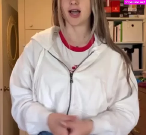 Anya Truax OnlyFans Thumbnail #3EsVPFrMZ5