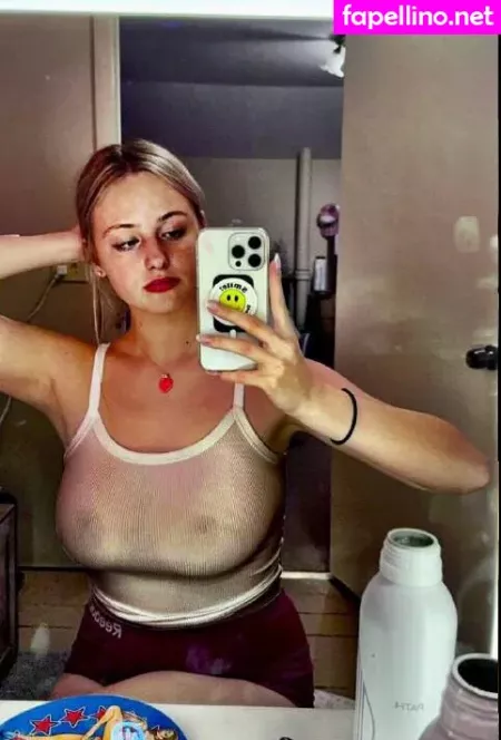 Anya Truax OnlyFans Thumbnail #DhE8EiW8wn