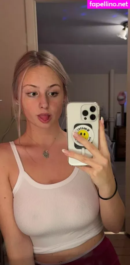 Anya Truax OnlyFans Thumbnail #VlN4XKnyZz