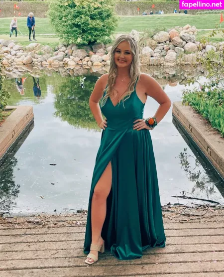 Anya Truax OnlyFans Thumbnail #ll0frMjxm1