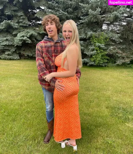 Anya Truax OnlyFans Thumbnail #rBnTn9QHWT