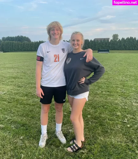 Anya Truax OnlyFans Thumbnail #yIhE1e8ZH8