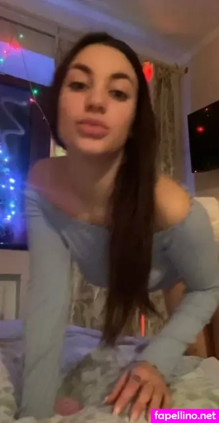 Anyalove2 OnlyFans Thumbnail #F5TU3SDkWx