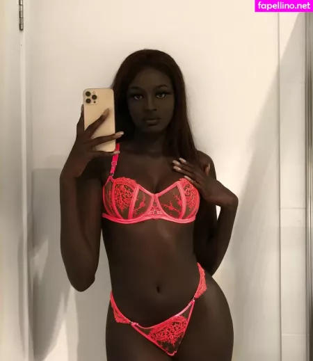Anyang Deng OnlyFans Thumbnail #5IM9lbBzB6
