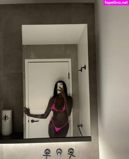 Anyang Deng OnlyFans Thumbnail #IdYK2cwwd2