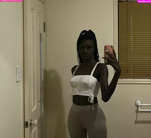 Anyang Deng OnlyFans Thumbnail #JU5uqOqKzY