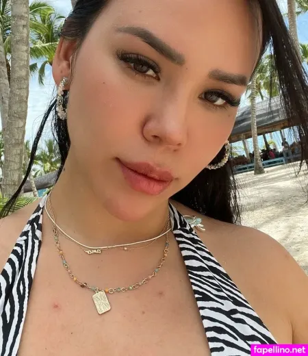 Anyelina Zarria Saico OnlyFans Thumbnail #xgIsFz5edu