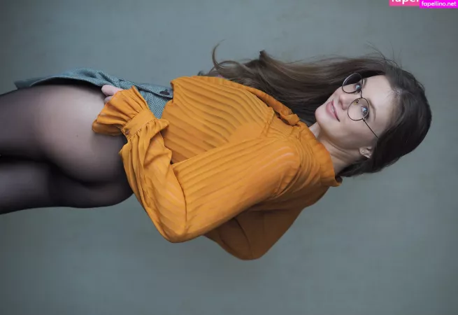 Anyutamoor OnlyFans Thumbnail #5a7Eqj5yAv