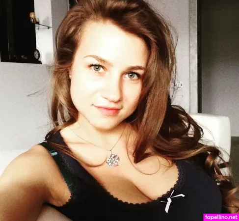 Anyutka Scherbakova Uzhegova OnlyFans Thumbnail #qTnB8EIQQP