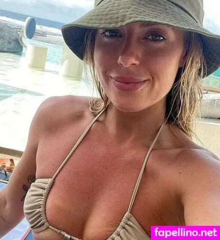 Aoibhinn Murphy OnlyFans Thumbnail #LqBZahUnCo