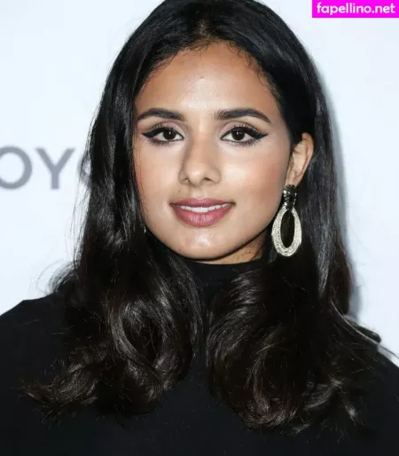 Aparna Brielle OnlyFans Thumbnail #1xf3LK0ozx