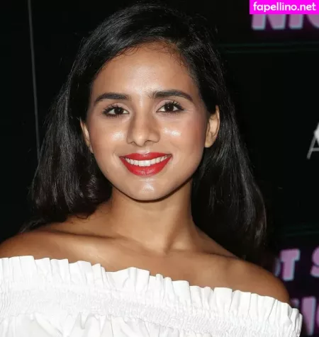 Aparna Brielle OnlyFans Thumbnail #pY3M71InCP