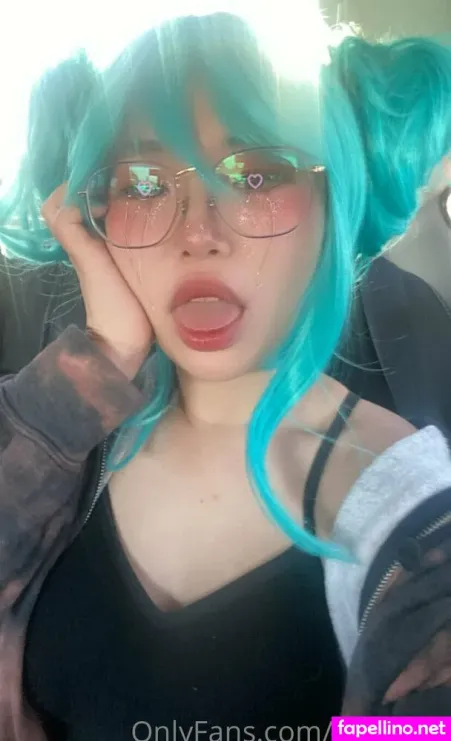 Apeachy OnlyFans Thumbnail #ViFkkYmfUw