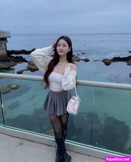 Apeachy77 OnlyFans Thumbnail #4Qc5axbtcn