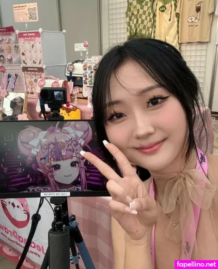 Apeachy777 OnlyFans Thumbnail #pHexXfVkbn