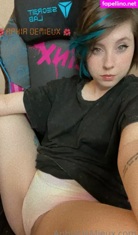 Aphiademieuxpublic OnlyFans Thumbnail #U0re2hjGdj