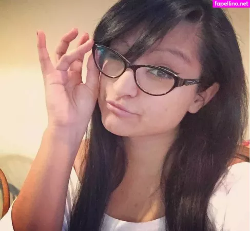 Aphmau OnlyFans Thumbnail #1rLJvZ4P1y