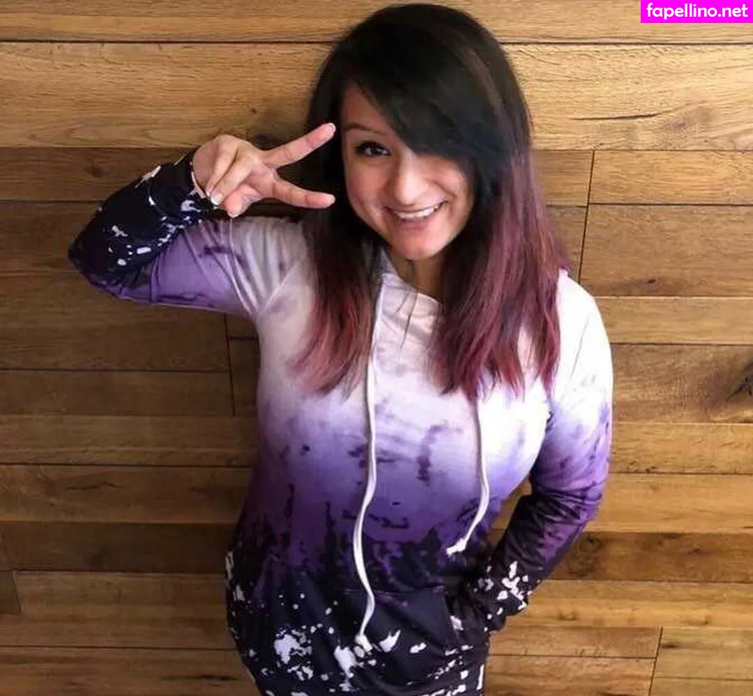 _aphmau_, aphmau_ Nude Leaked OnlyFans Photo #4fZOHMTTps