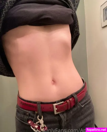 Aphrobiteyfree OnlyFans Thumbnail #MS32PflInG