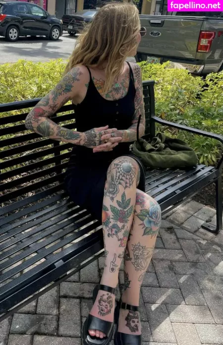 Apimpnamedslickkat OnlyFans Thumbnail #9w9qPQYq46