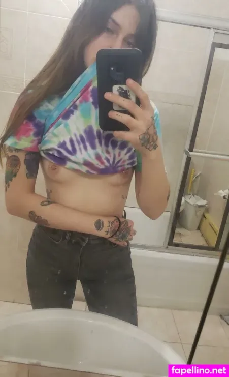 Apinky98 OnlyFans Thumbnail #UWzBSdrLV3