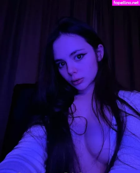 Apofigeaa OnlyFans Thumbnail #rEPrInbKGv