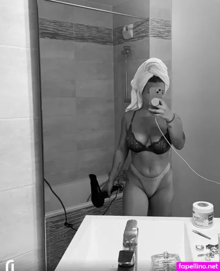 Apoline Perret OnlyFans Thumbnail #aBM2s1a0UQ