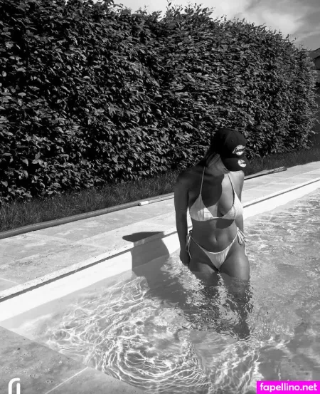 Apoline Perret OnlyFans Thumbnail #xrQj722evQ