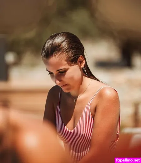 Apolline Guer OnlyFans Thumbnail #uy6eGZuKyF