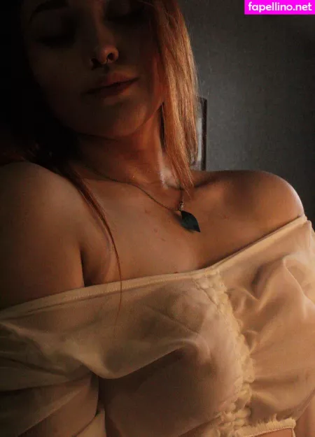 Apollona Swan OnlyFans Thumbnail #YUeWOI9D09
