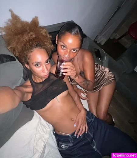 Apolloniafz OnlyFans Thumbnail #0JAEjfAQRE