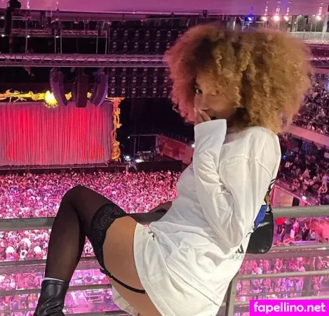 Apolloniafz OnlyFans Thumbnail #ionwvet2D3