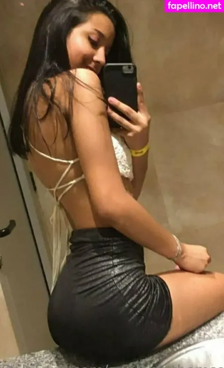 Apoloniathomson OnlyFans Thumbnail #v81ZlfSgRU