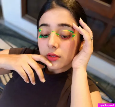 Apoorva Bhalla OnlyFans Thumbnail #wXPf6uiODa