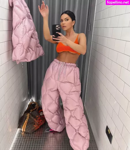 Apostoleanu OnlyFans Thumbnail #YSzQ0epmWh