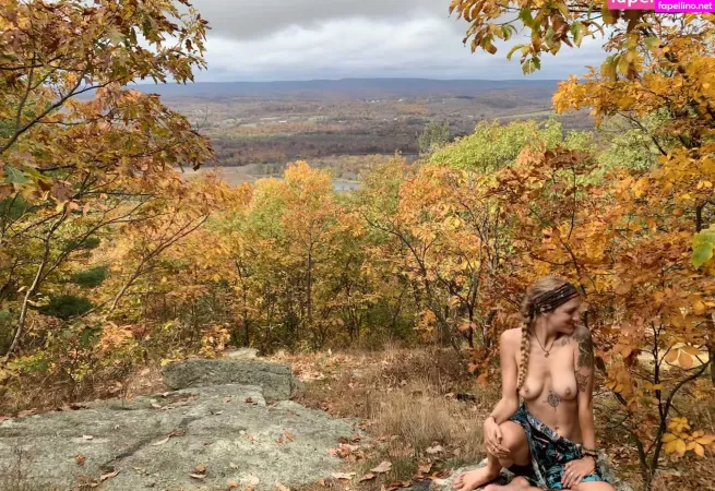 Appalachianqueen OnlyFans Thumbnail #FL3Q0dHZeC